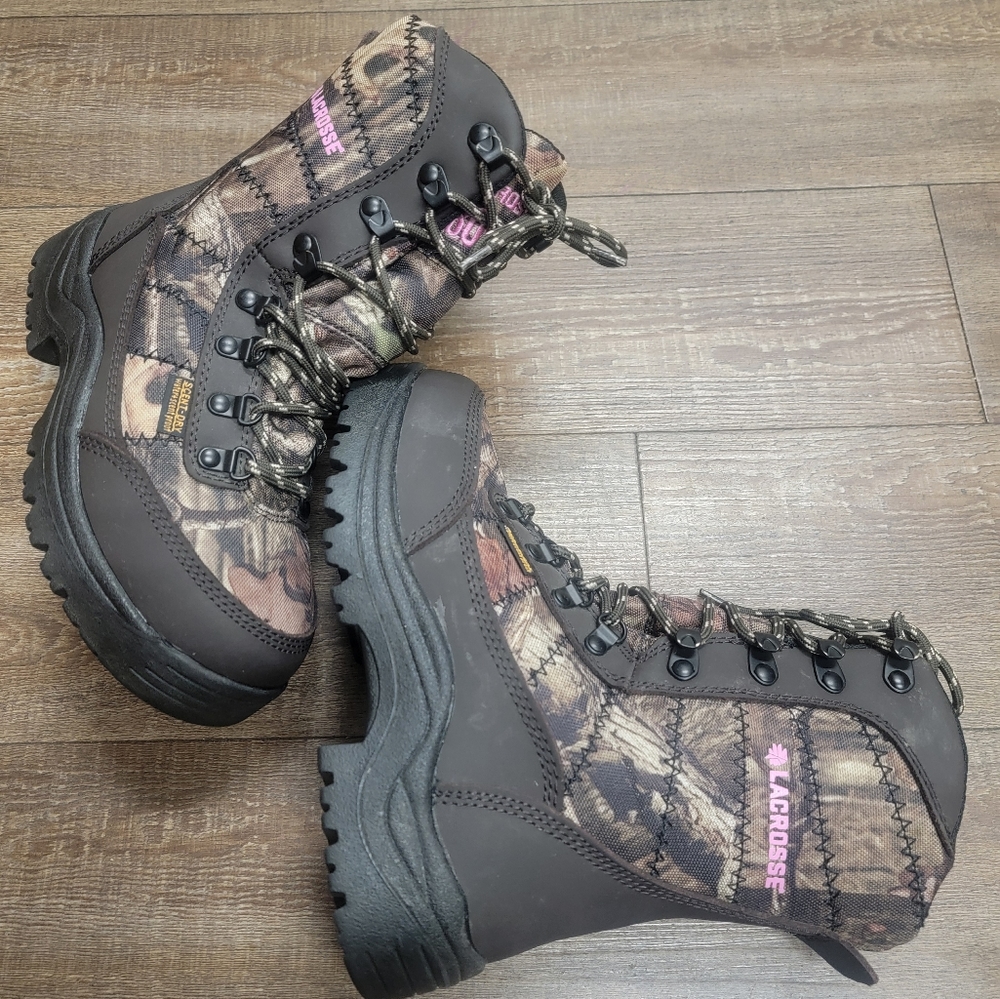 LaCrosse women's silencer 8 inch 800g hunting boots. Size 5